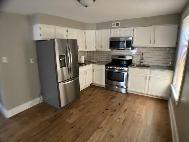 Building Photo - 412 White Horse Pike