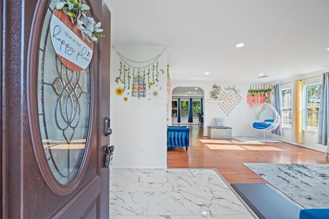 Foto del edificio - 16815 Watering Oaks Ln