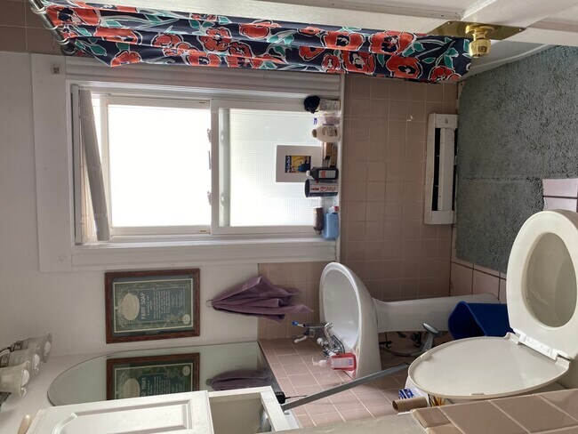 Foto del edificio - 11 Breck Ave