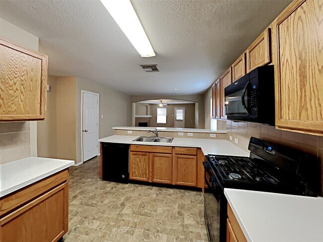 Foto del edificio - 21723 Denali Range Ct