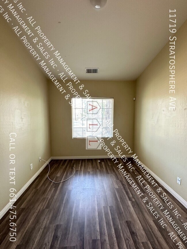 Building Photo - 11719 Stratosphere Ave