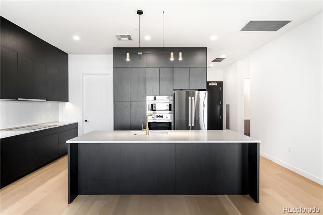 Foto del edificio - 3520 Chestnut Pl