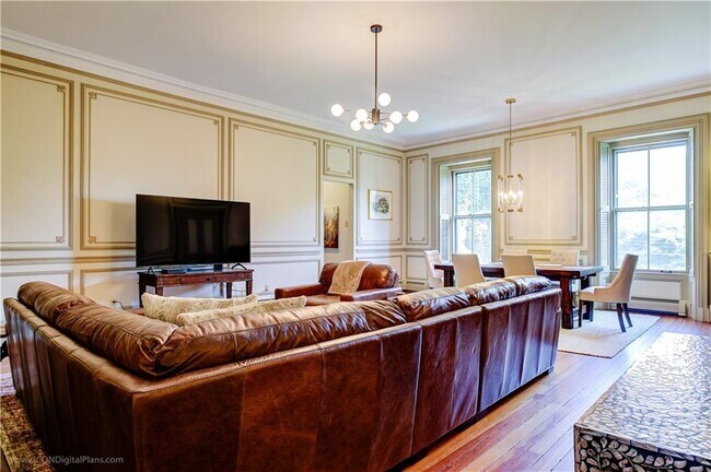 Foto del edificio - 72-66 Webster St
