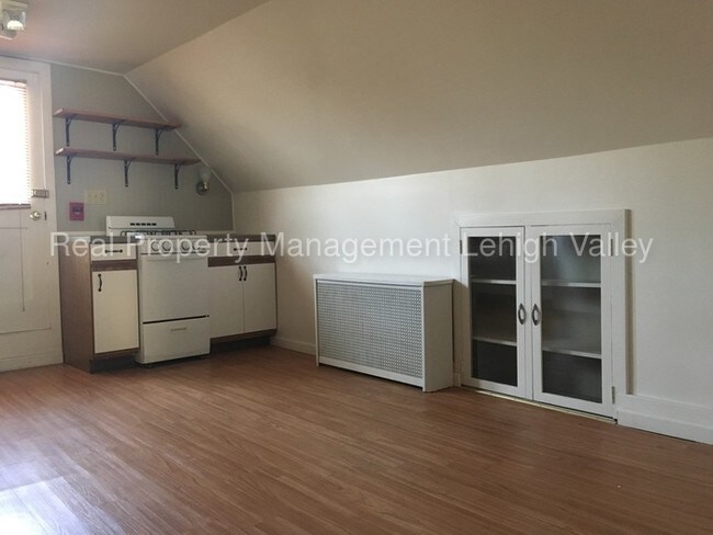 Foto del edificio - 34 N 10th St