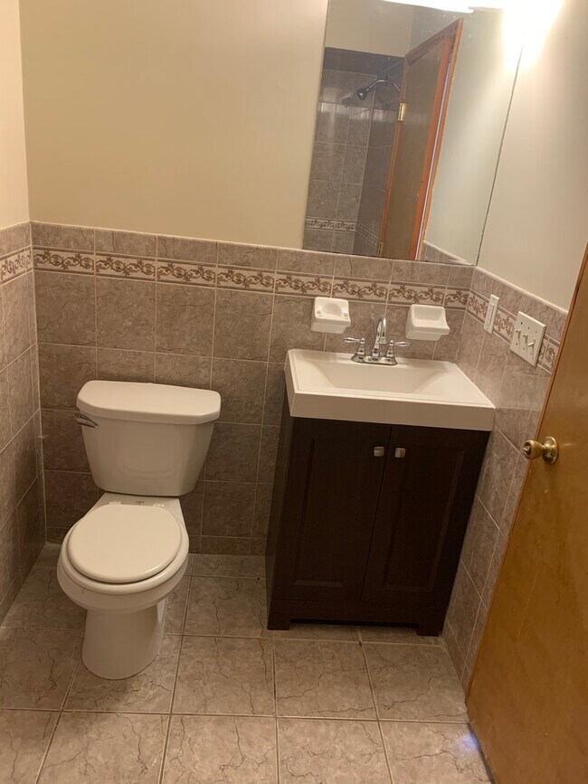 Foto del edificio - 555 Livingston St