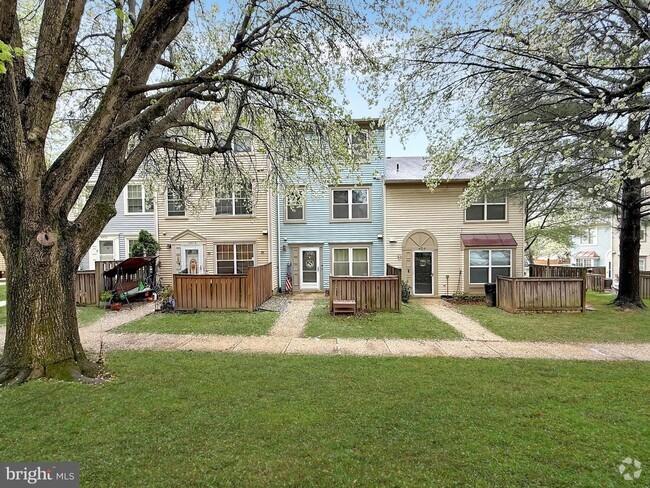 Building Photo - 18016 Golden Spring Ct