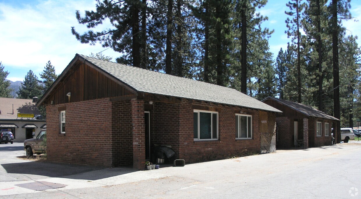 3092 Riverside Ave, South Lake Tahoe, CA 96150 Apartments in South
