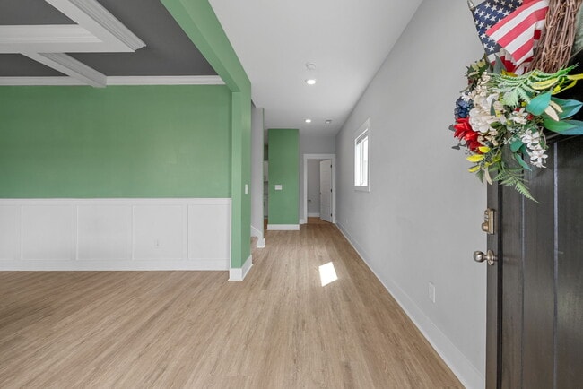 Building Photo - 1511 Kingbird Dr