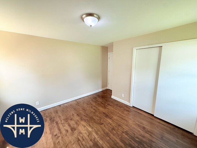 Building Photo - 4634 N 39th St