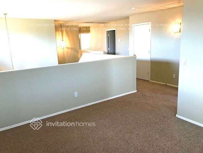 Foto del edificio - 12590 W Amelia Ave