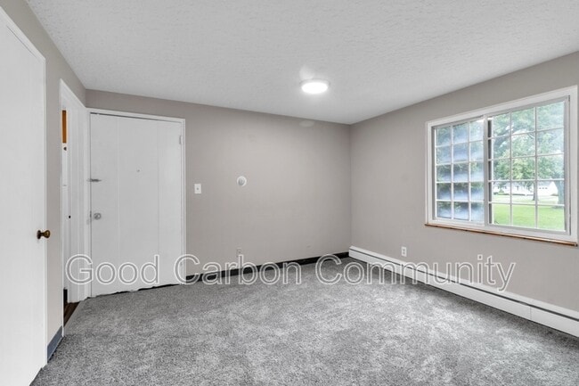 Building Photo - 315 Beattie Ave
