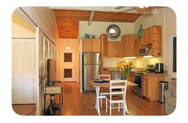 Building Photo - 4435 Lower Honoapiilani Rd