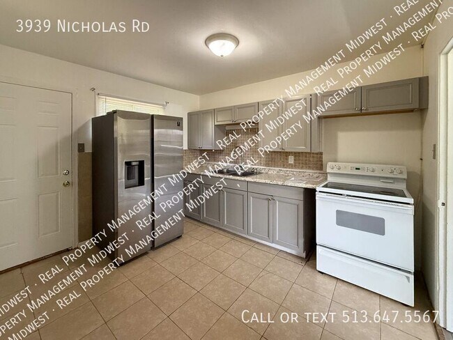 Foto del edificio - 3939 Nicholas Rd