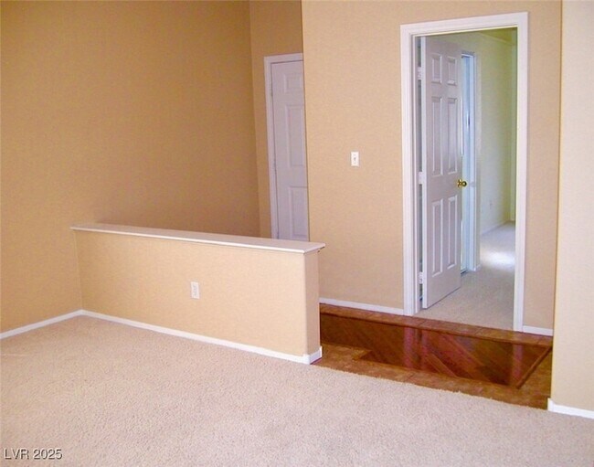 Foto del edificio - 2271 Surrey Meadows Ave