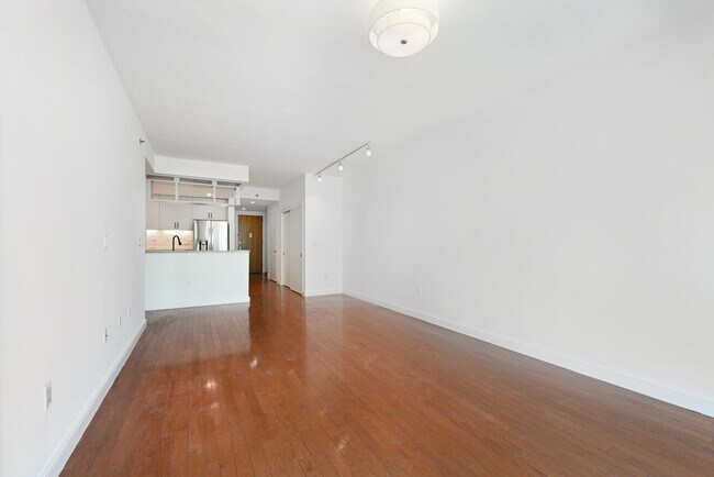 Building Photo - 20 Newport Pkwy