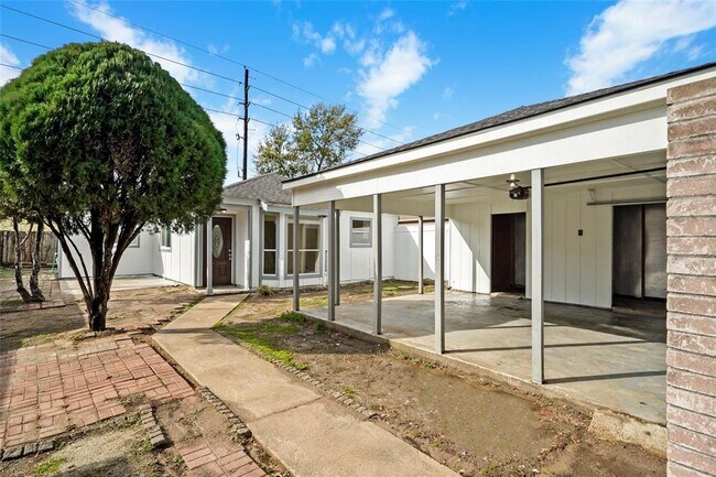 Building Photo - 10411 Foxrow Ln