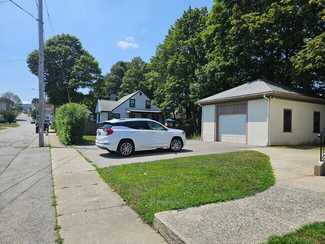 Foto del edificio - 42 Sumner St