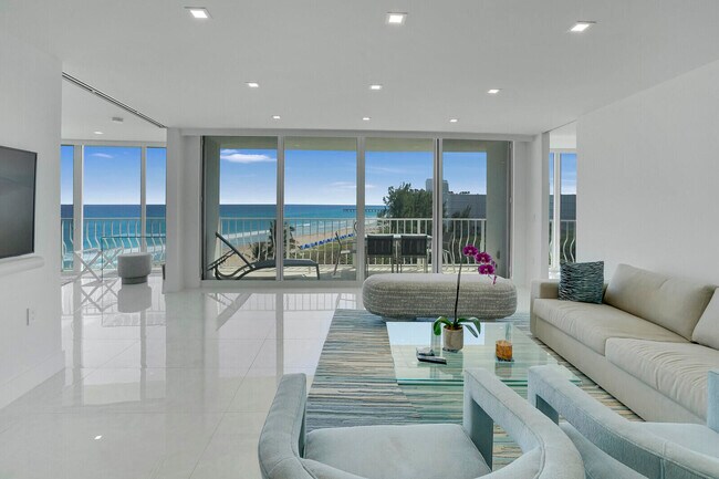 Building Photo - 2774 S Ocean Blvd