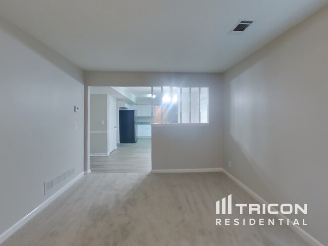Building Photo - 1540 Academic Ct