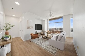 Building Photo - 3227 McKinney Ave