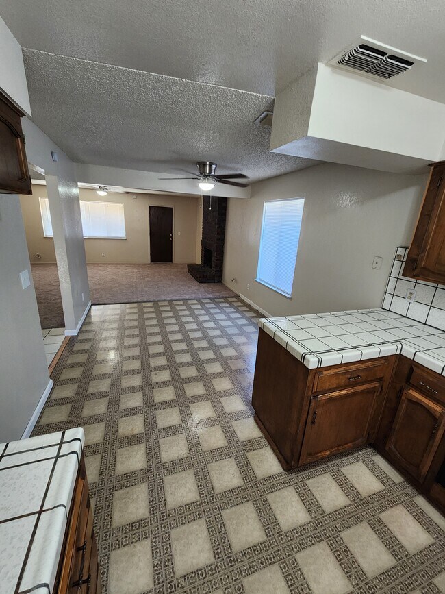 Building Photo - 3158 W Austin Way