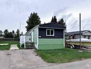 Building Photo - 5344 76 St