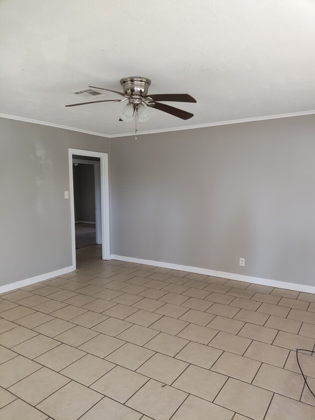 Building Photo - Quiet and Central Located large Yard Brick...