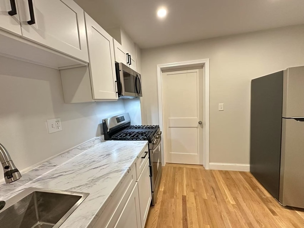 Primary Photo - 164 5th St