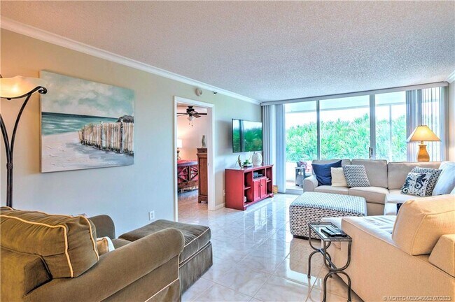 Foto del edificio - 9600 S Ocean Dr