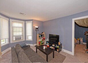 Building Photo - 838 Lancaster St