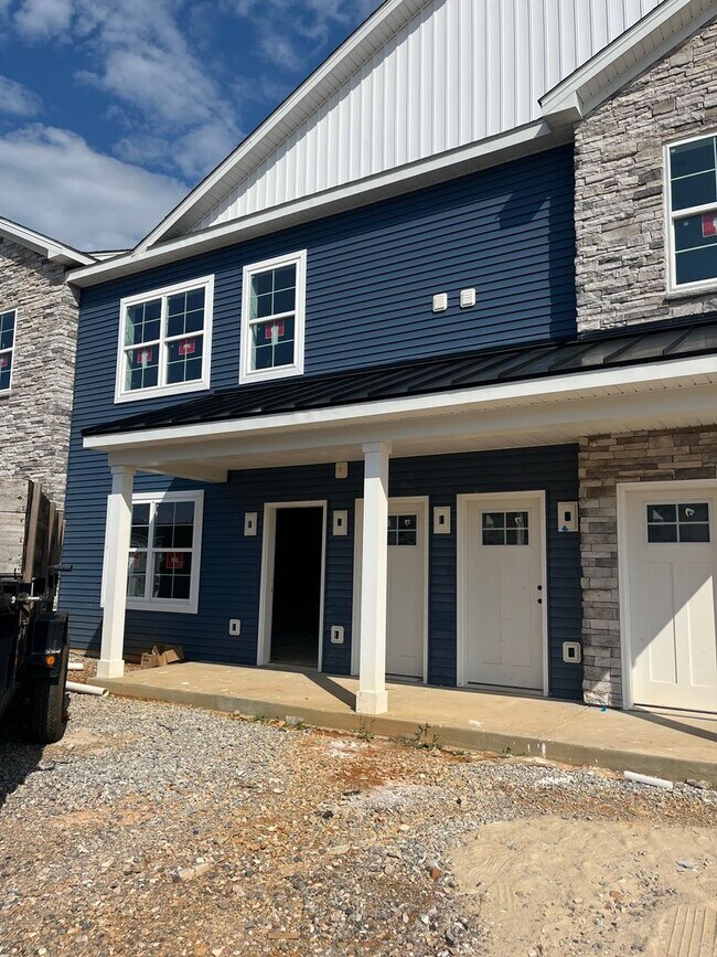 Foto del edificio - Salem Run Apartments Phase 2