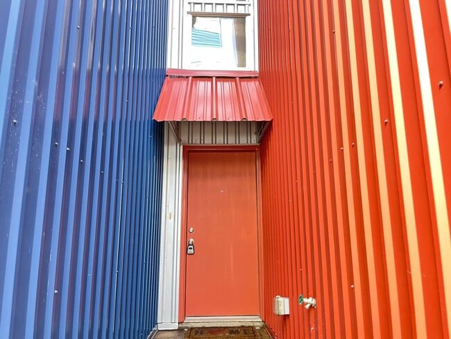 Photo - Dallas 3 story Loft