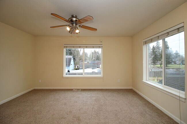 Foto del edificio - Stylish & Modern 2 Bed, 1.5 Bath Gresham T...