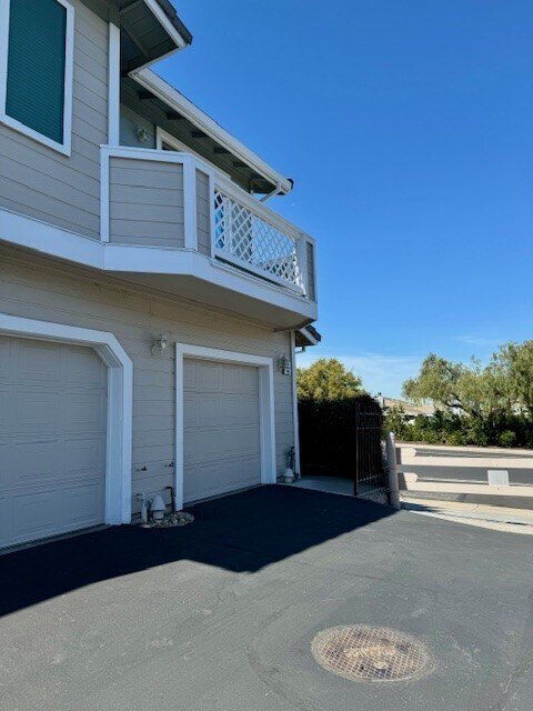 Foto del edificio - 505 Condor Pl