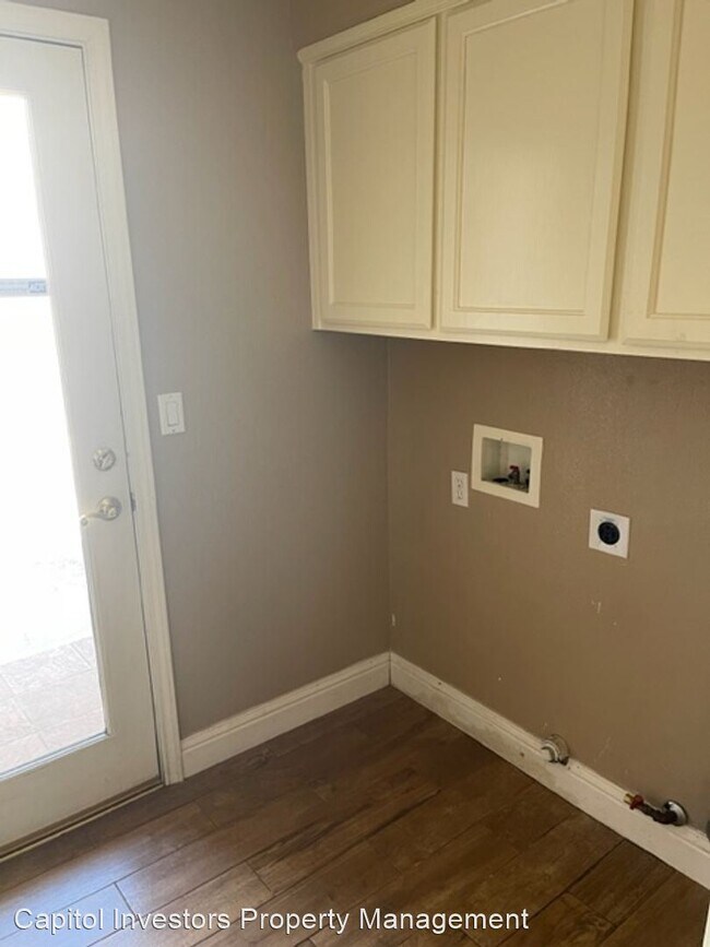 Building Photo - 3 br, 2 bath House - 2839 Key Court