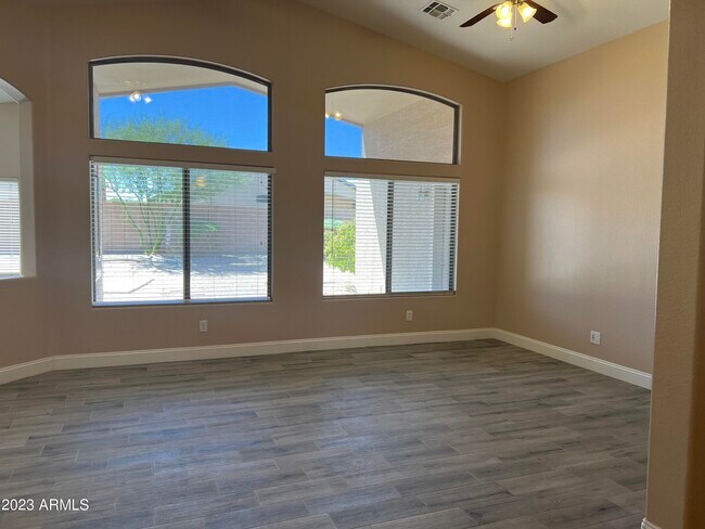 Building Photo - 5422 N Rattler Way