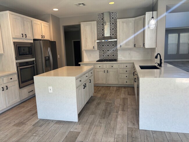 Foto del edificio - 2275 Pacini Ct