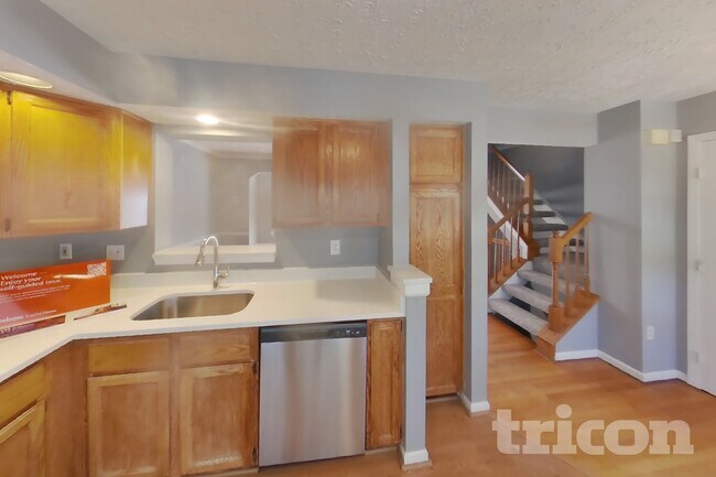 Foto del edificio - 8211 Berryfield Dr