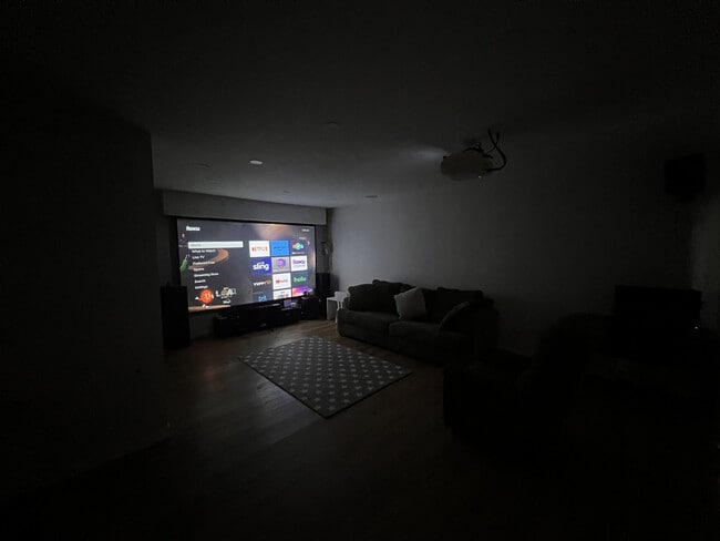 Foto del edificio - 5651 Sumner Way