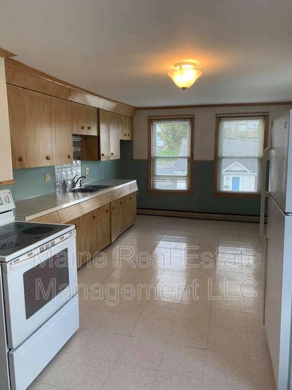 56 Franklin St Unit Apt. 3, Augusta, ME 04330 Condo for Rent in
