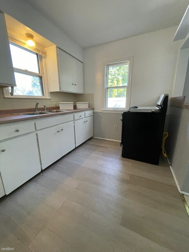Building Photo - 2 br, 1 bath House - 18617 Five Points St ...