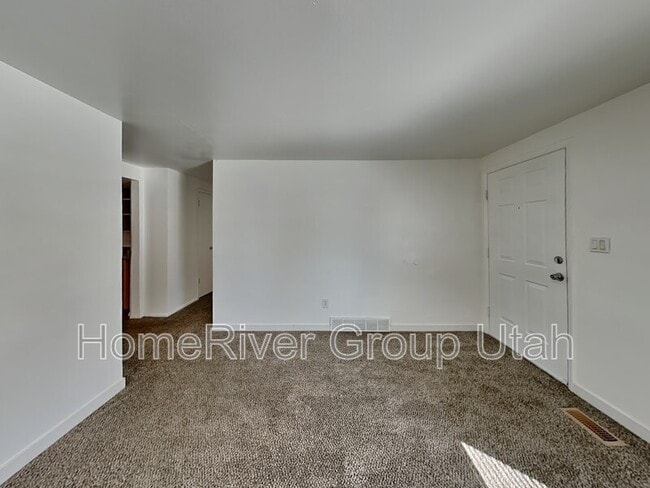 Building Photo - 1058 W 1100 N