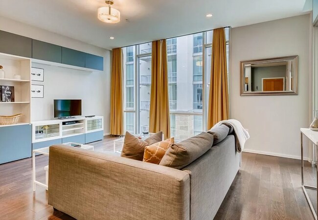 Foto del edificio - 1600 Barton Springs Rd