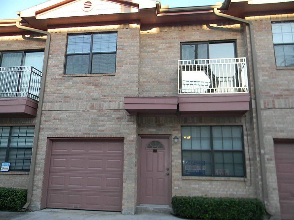 Primary Photo - 9400 Bellaire Blvd