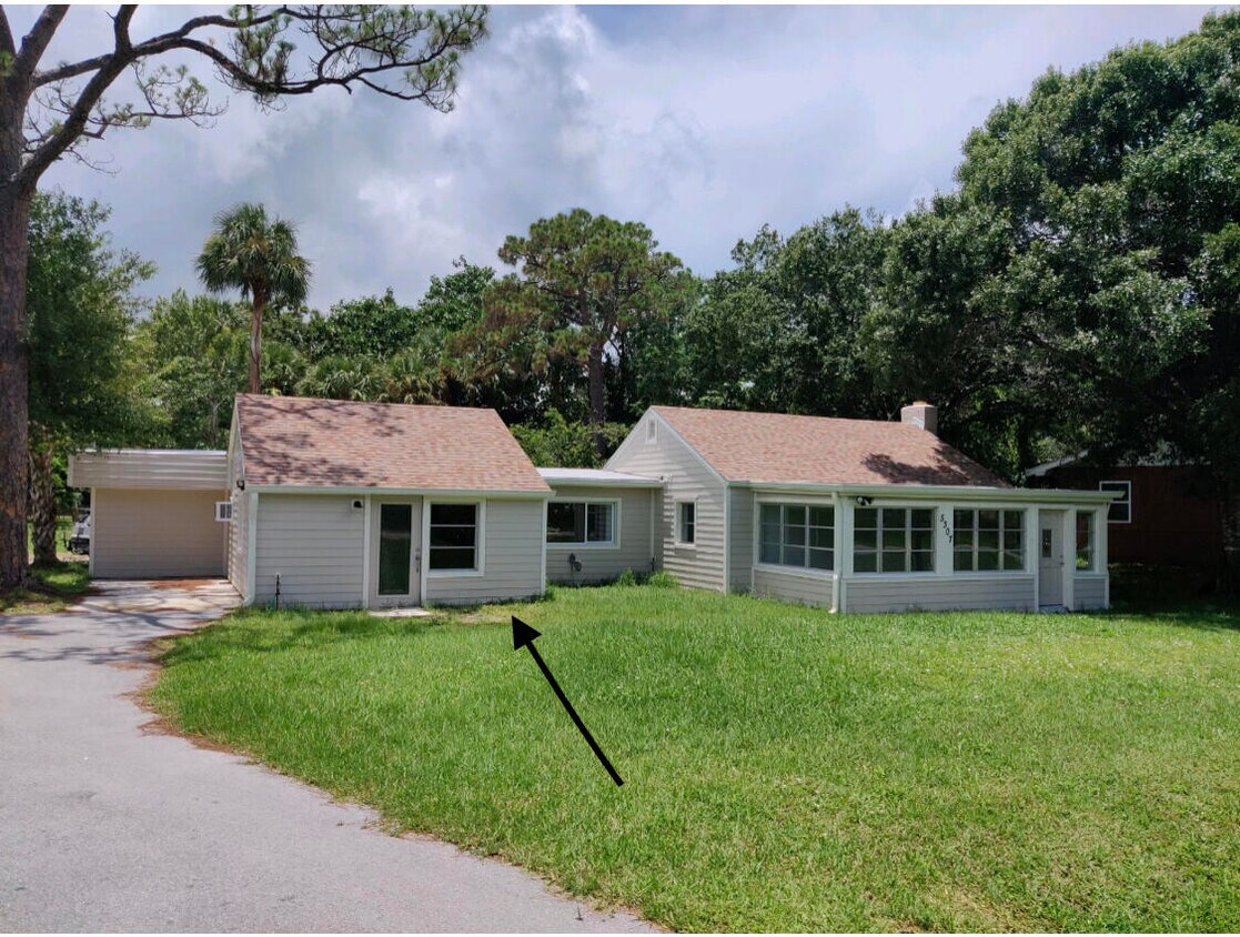 5307 Oleander Ave, Fort Pierce, FL 34982 Room for Rent in Fort Pierce, FL