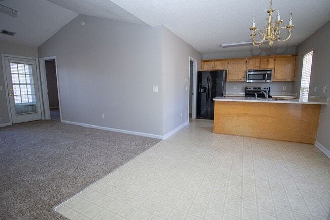 Building Photo - Spacious 3BR/2BA Home Near Fort Jackson & VA Hospital *Military Discount Offered!