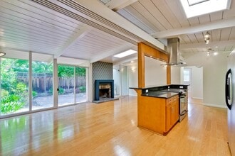 Building Photo - 485 Emmons Dr