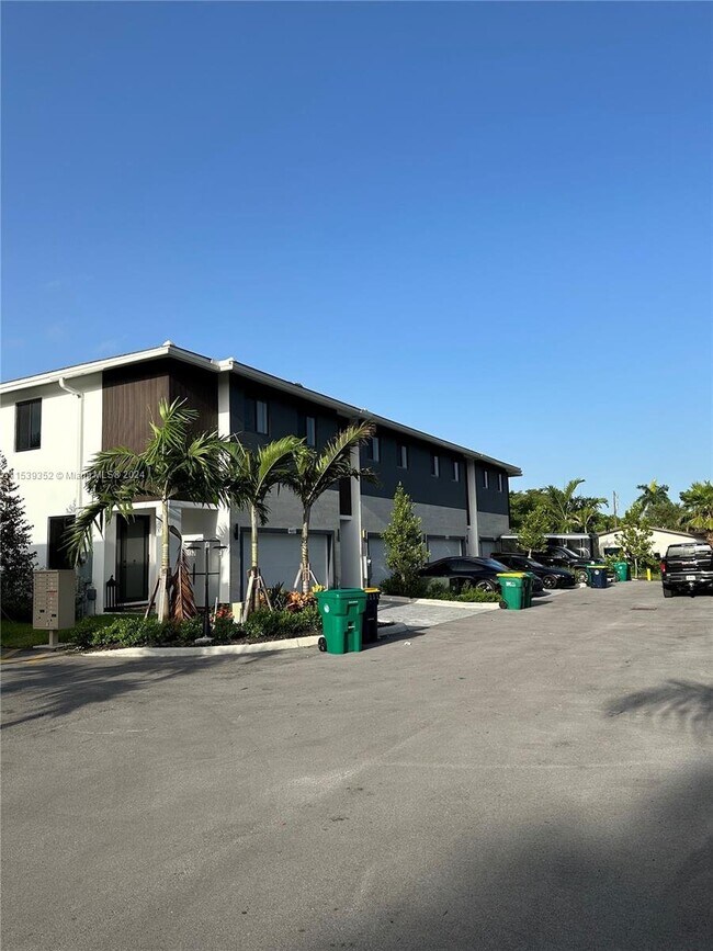 Foto del edificio - 4631 SW 32nd Ave