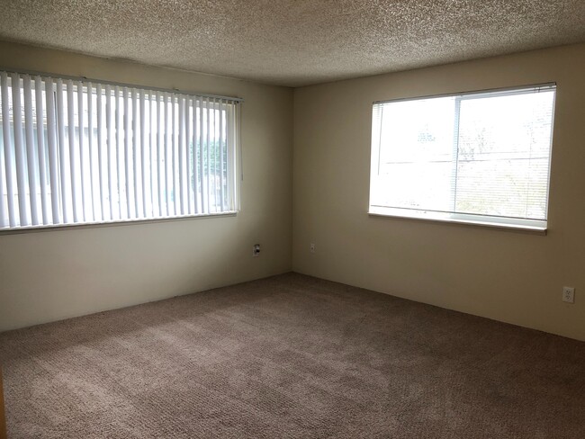 Foto del edificio - 1050 SW E Ave