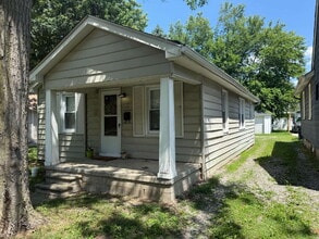 Building Photo - 1325 Mohawk Ave